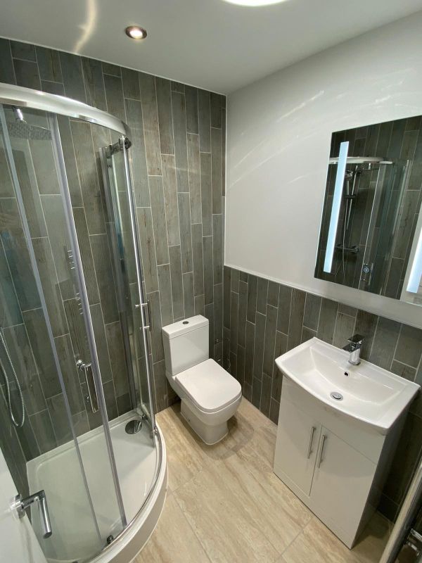 40 Adam Dale Stunning 6 Bed On Kingfisher Donkey Digs Student