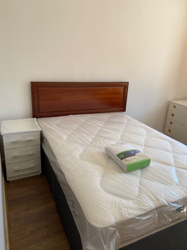 14 Rupert Brooke Road Donkey Digs Student in