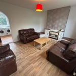 50 Burleigh Road - Great Location & Huge 2 Bed 