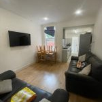 27 Leopold Street - 2 Bathrooms 